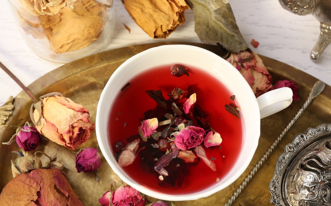 Découvrez la Sélection de Thés à la Rose pour le Printemps !